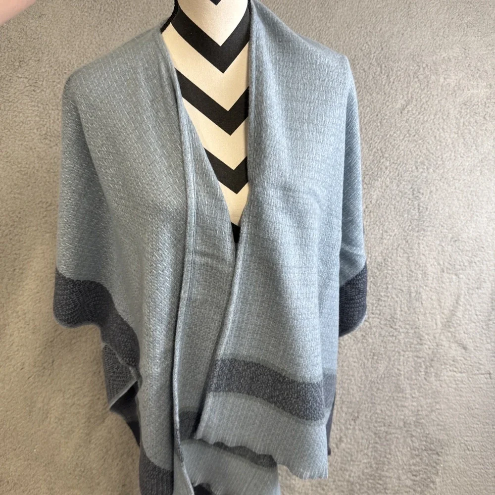 Nine‎ West Shawl Womens One Size Blue Plaid Cover Up Scarf Soft New With Tag